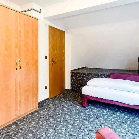 Hotel Smart 1 Bb1 214 *