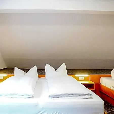 Smart 1 Bb1 214 Hotel